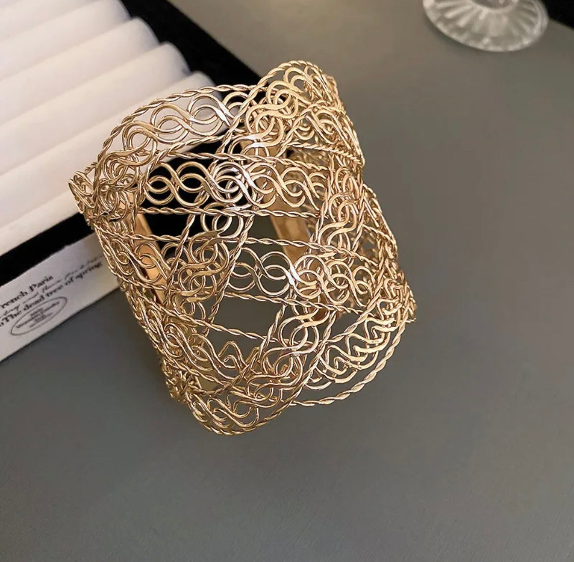 Open-Weave Lace Filigree Cuff Bracelet – Gold Statement Jewelry
