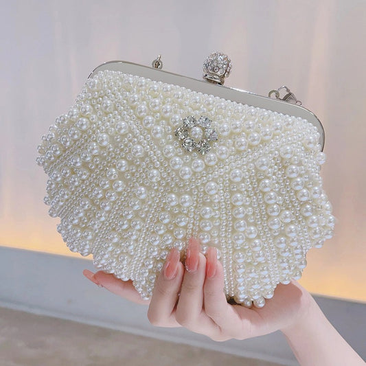 Royal Pearl Couture Clutch – Hand-Beaded Luxury
